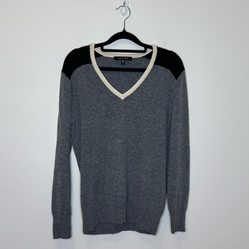 Judith & Charles Wool Cashmere V-Neck Sweater Size S